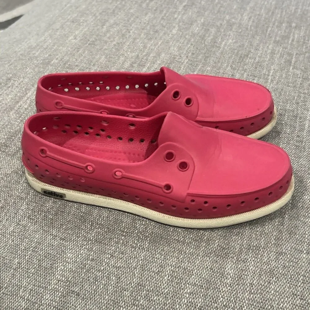 Native Howard Boat Shoes Womens 6 Mens Kids 4 Slip On Comfort Shoes Pink